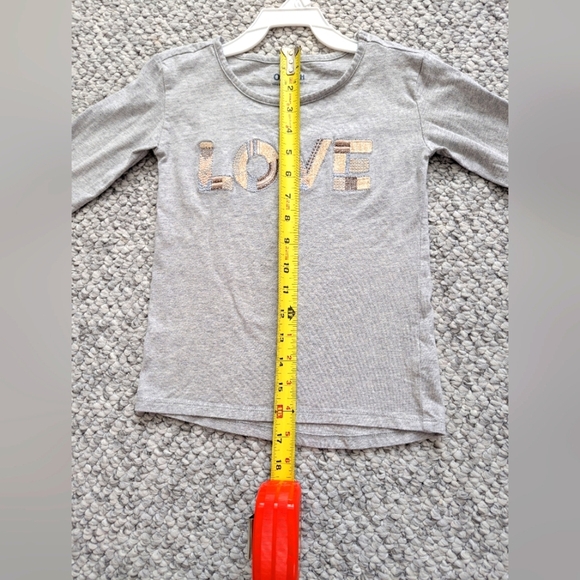 OshKosh B'gosh Kids (6/6X) Gray Long-Sleeve Shirt with Textured "Love" Graphic - Picture 3 of 7
